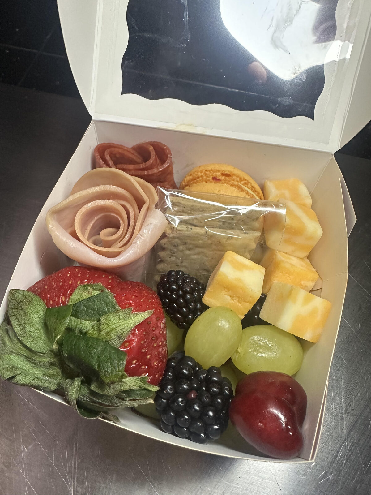 Personal charcuterie box with window lid