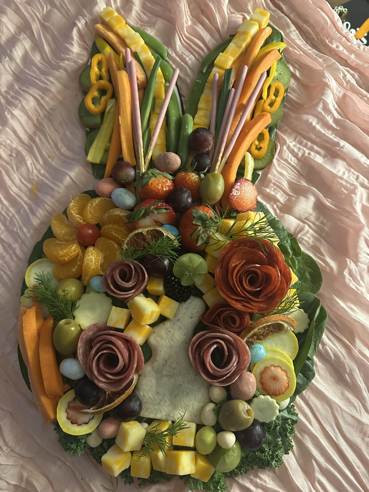 Custom bunny-shaped grazing board