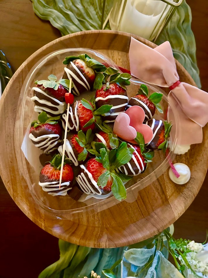 Chocolate covered strawberries in heart box